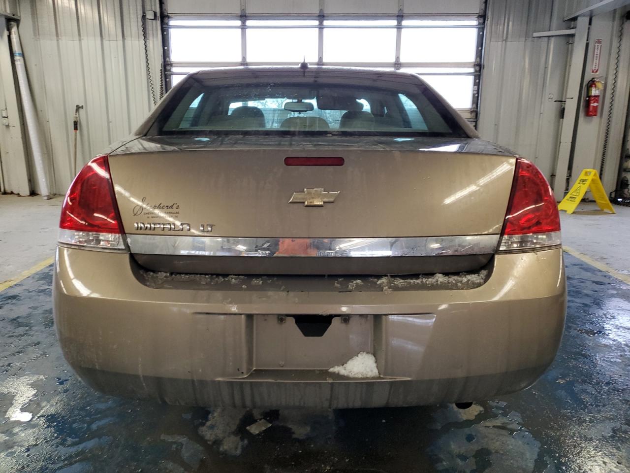 2006 Chevrolet Impala - Image 6