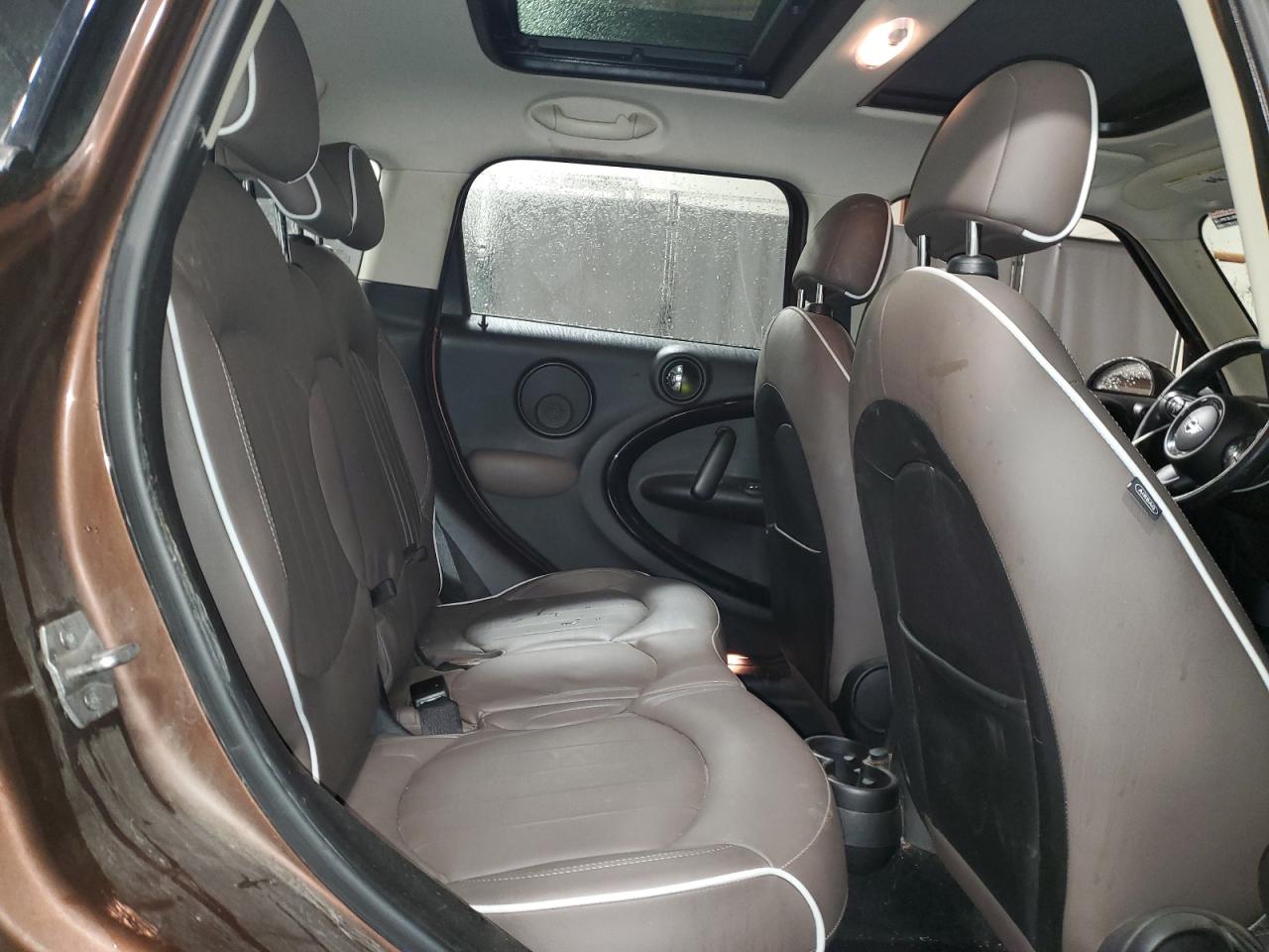 2015 MINI Cooper - Image 10