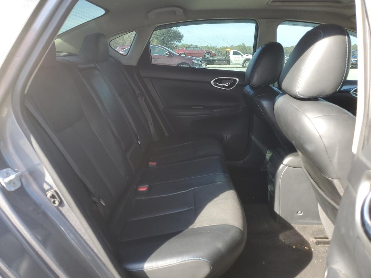 2016 Nissan Sentra - Image 10