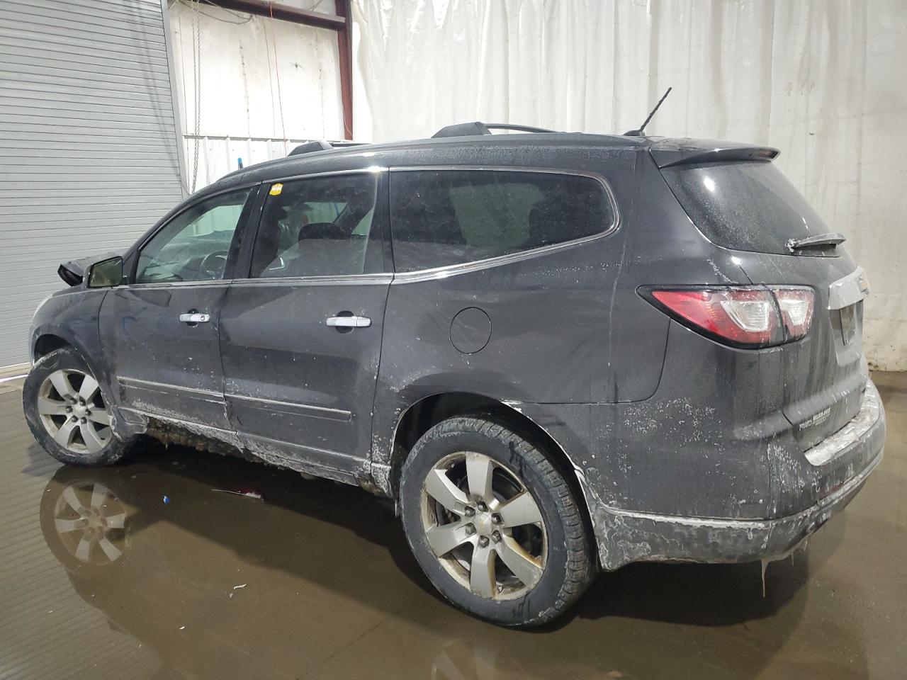 2015 Chevrolet Traverse - Image 2