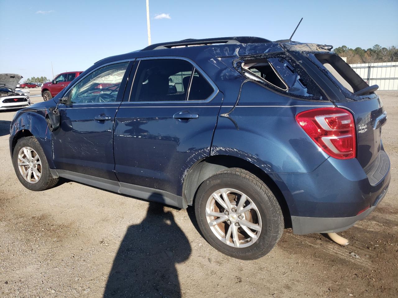 2016 Chevrolet Equinox - Image 2