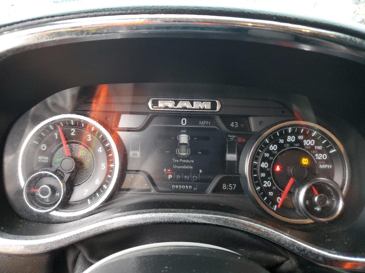 2019 RAM 1500 - Image 9