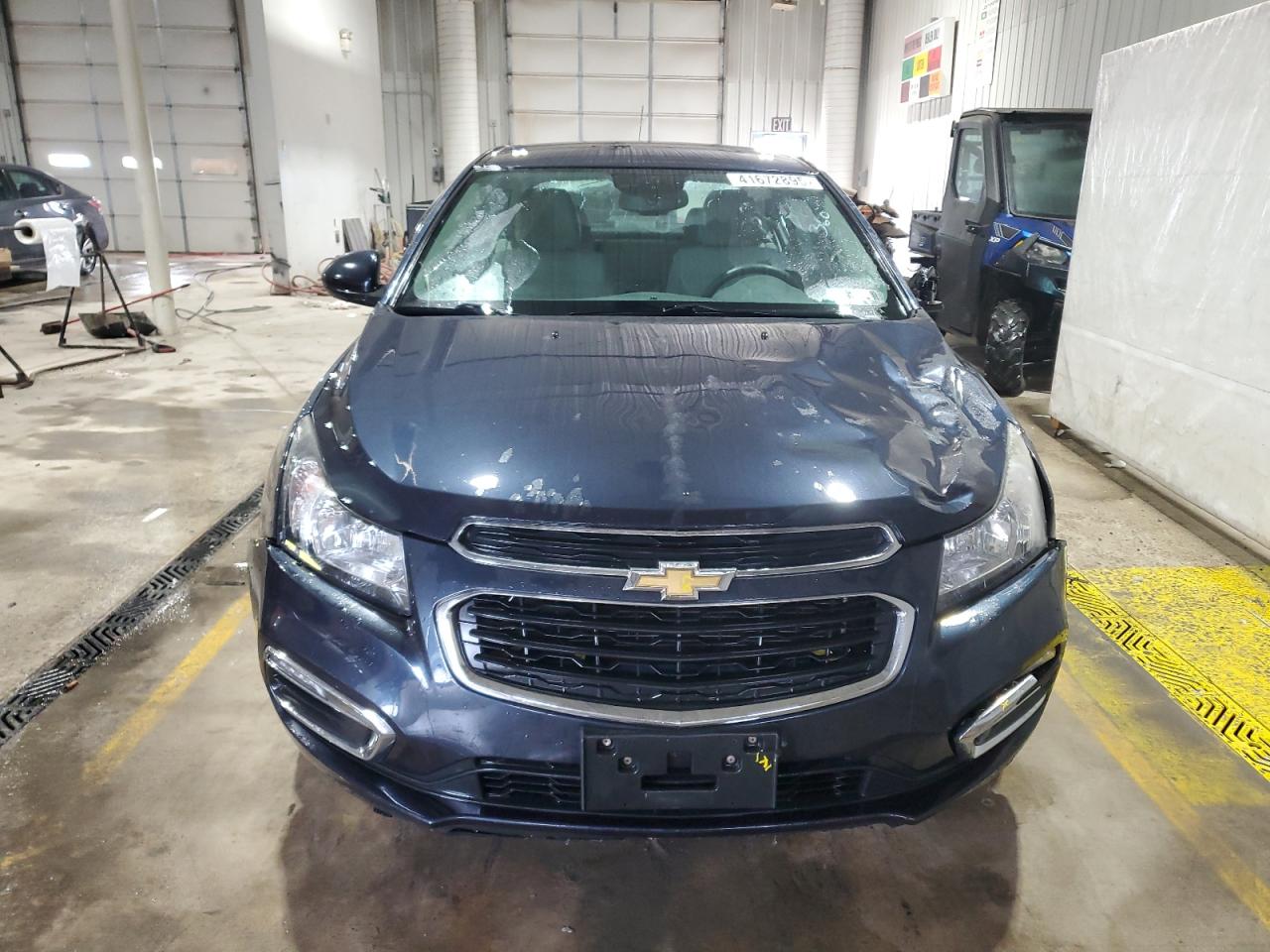 VIN 1G1PC5SB5F7271341 2015 CHEVROLET CRUZE no.5