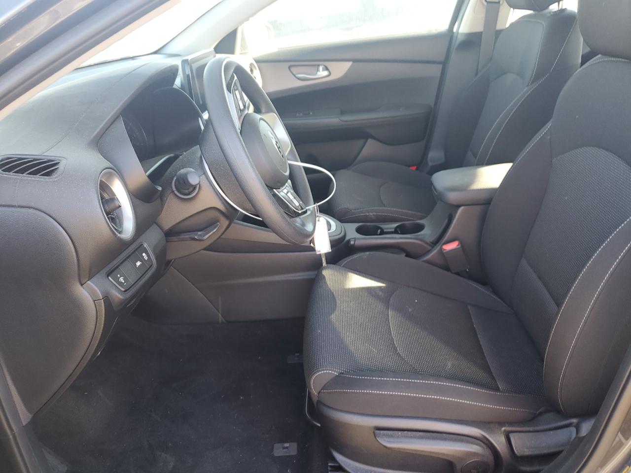 2019 Kia Forte - Image 7