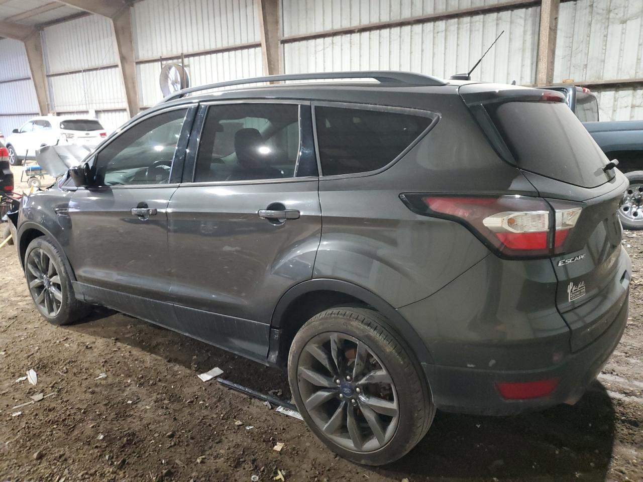 VIN 1FMCU0GD1JUD04082 2018 FORD ESCAPE no.2