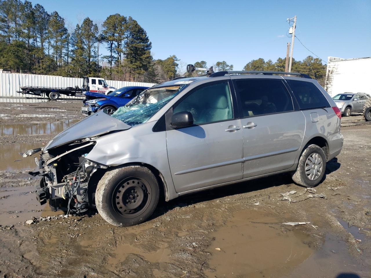 2006 Toyota Sienna Ce იყიდება Seaford-ში, DE - Front End