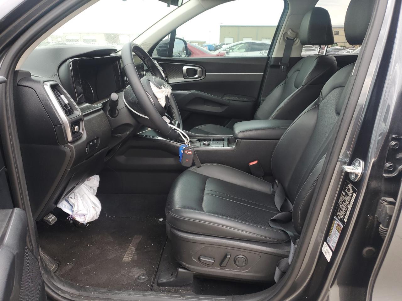2023 Kia Sorento - Image 7