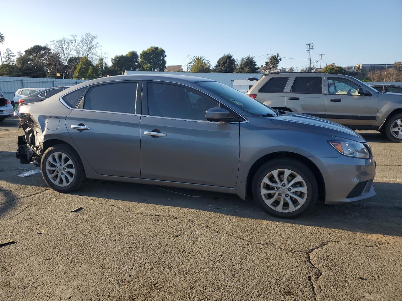 VIN 3N1AB7AP8JY210987 2018 NISSAN SENTRA no.4