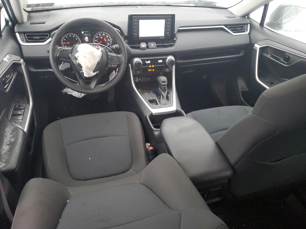2022 Toyota RAV 4 - Image 8