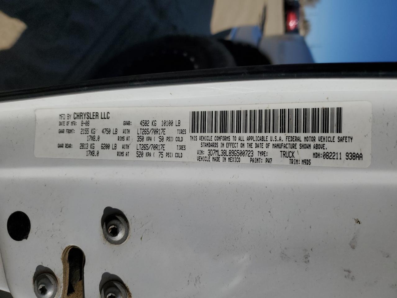 2009 Dodge RAM - Image 12
