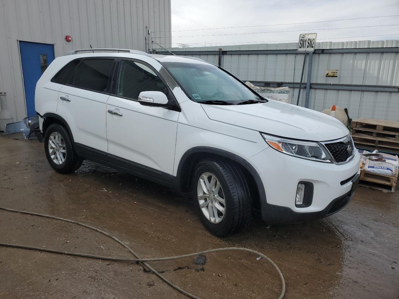 2014 Kia Sorento - Image 4