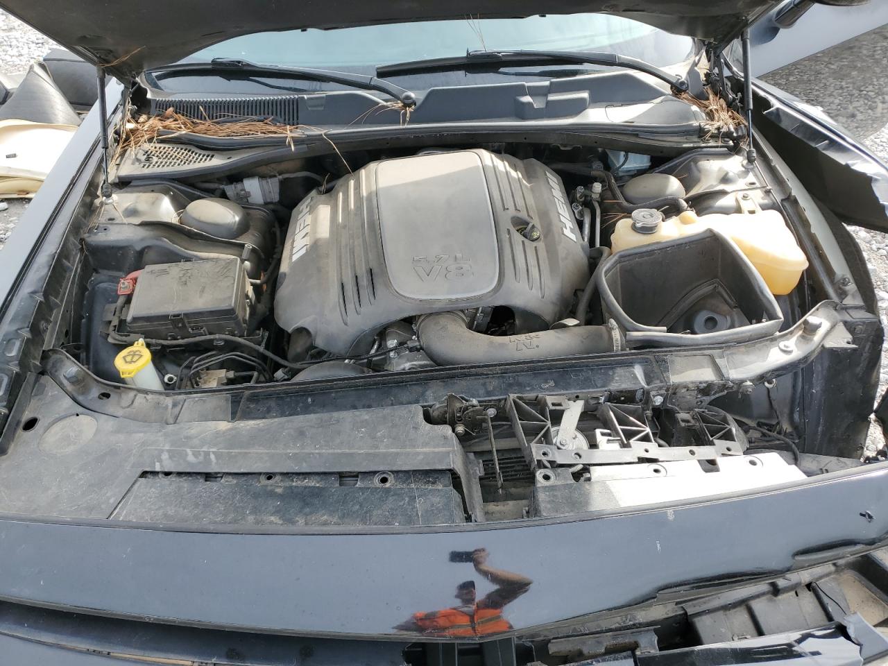 2018 Dodge Challenger - Image 12