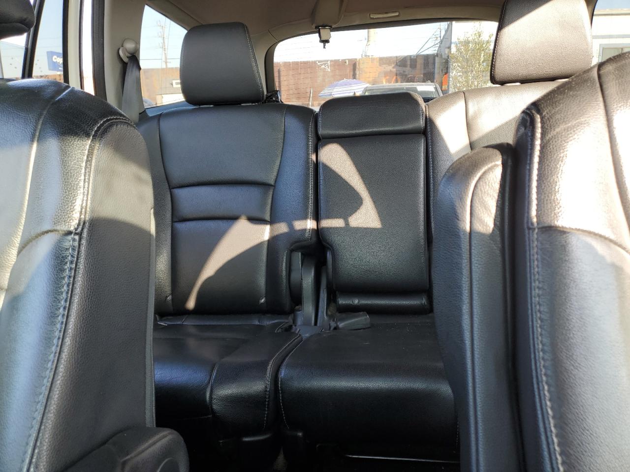 2017 Honda Pilot - Image 10