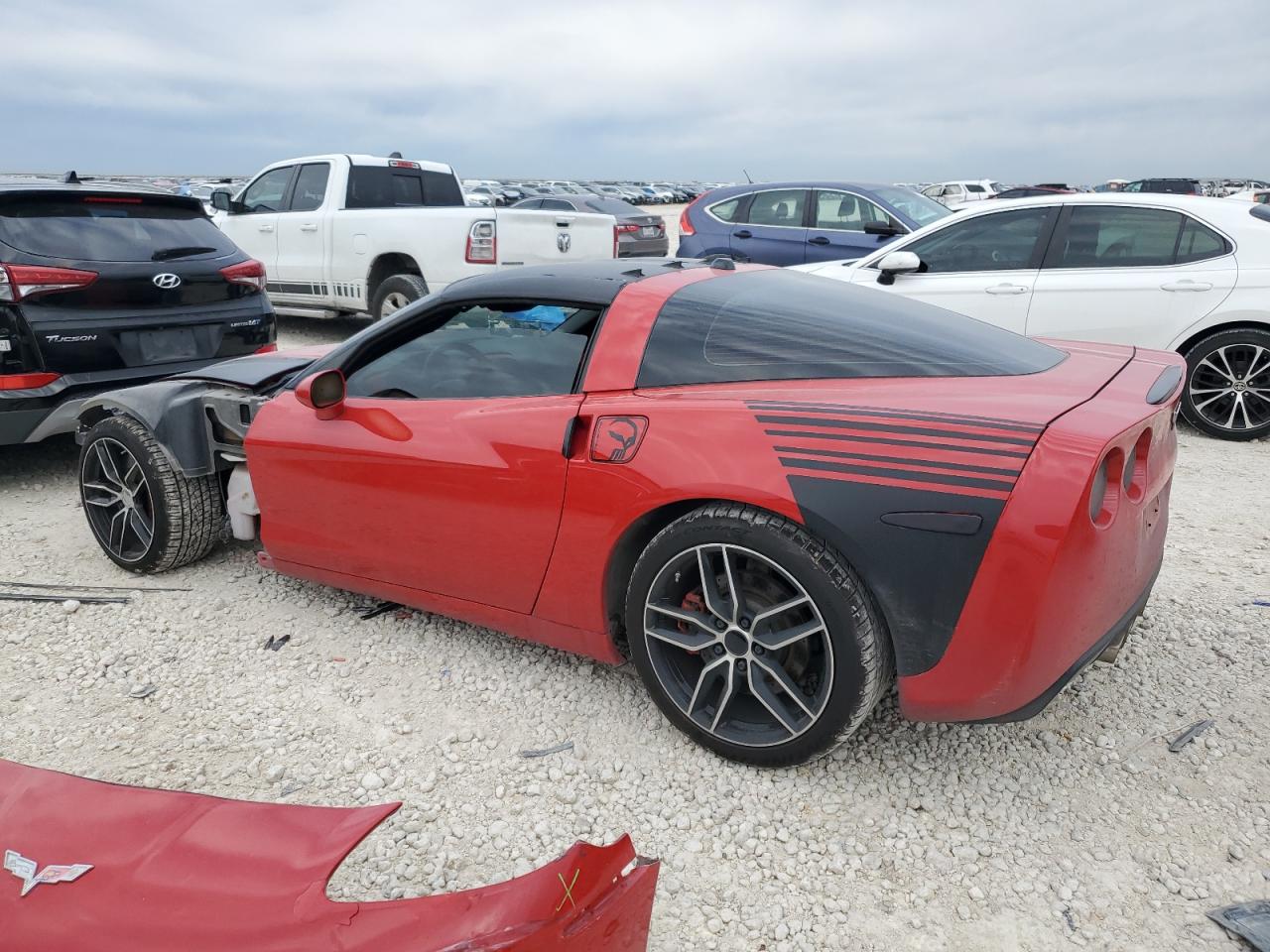 2005 Chevrolet Corvette - Image 2