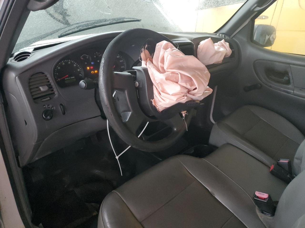 2005 Ford Ranger - Image 8