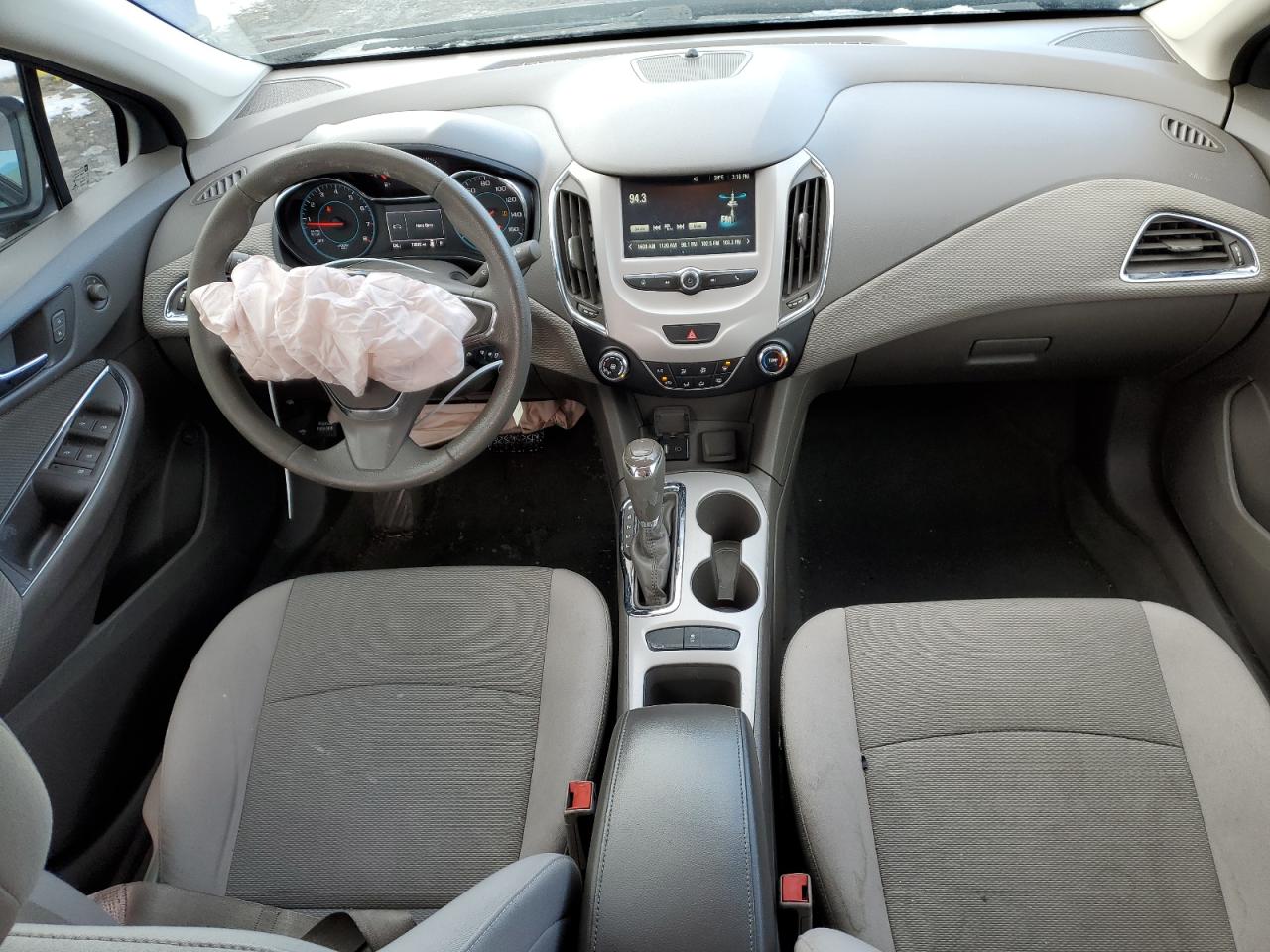2017 Chevrolet Cruze - Image 8
