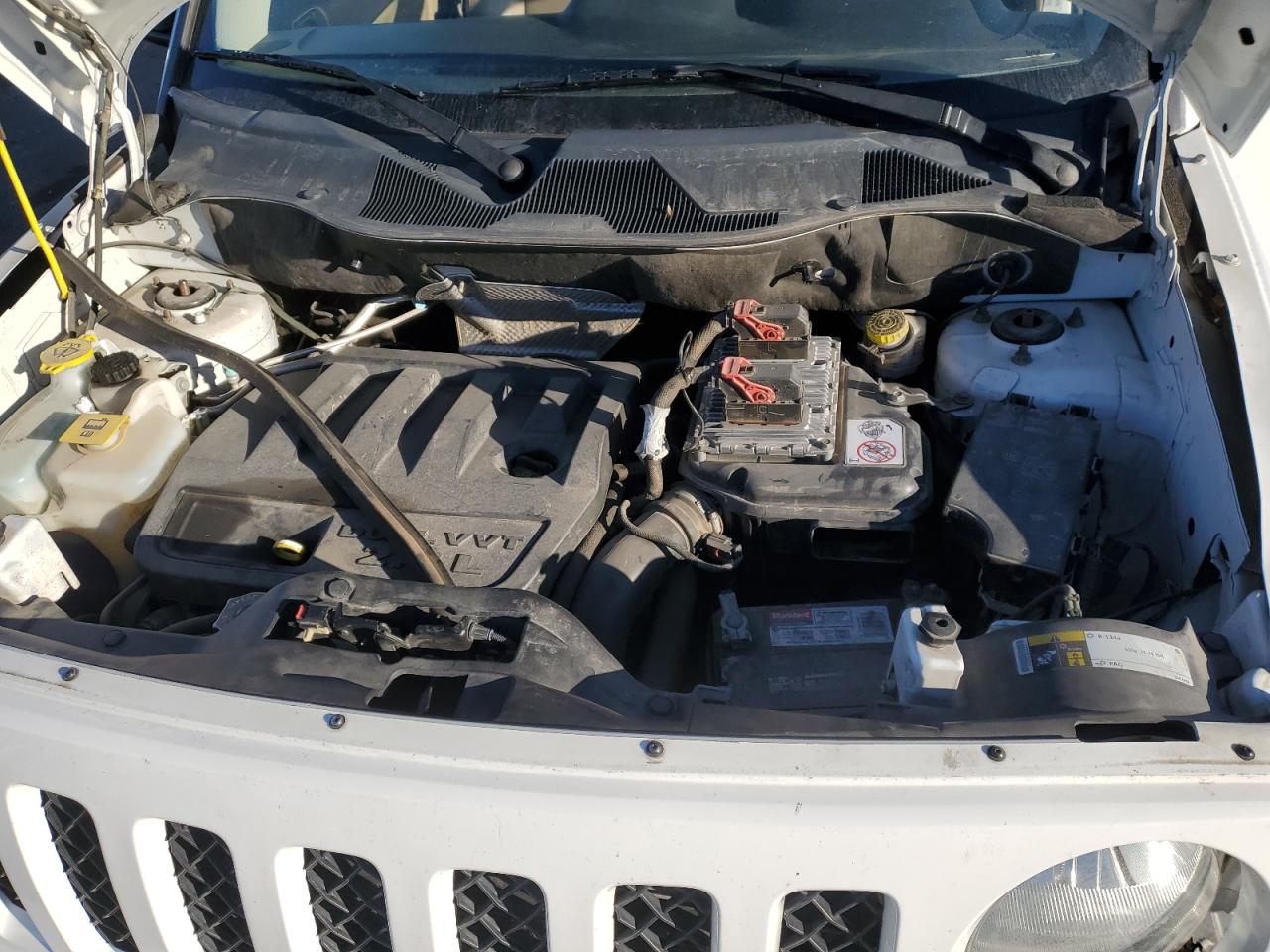 2015 Jeep Liberty (Patriot) - Image 11