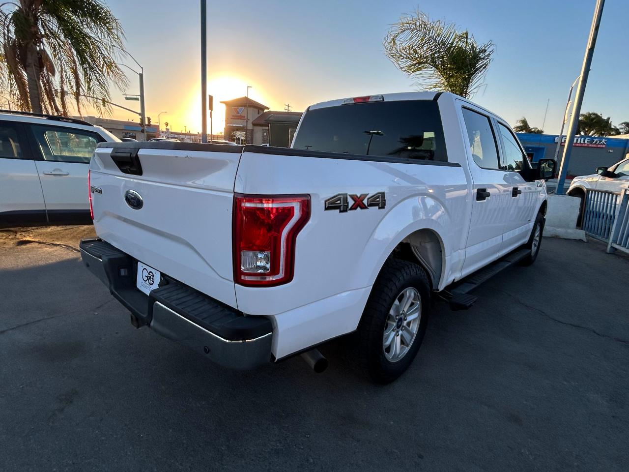 VIN 1FTEW1EGXFKE51367 2015 FORD F-150 no.4