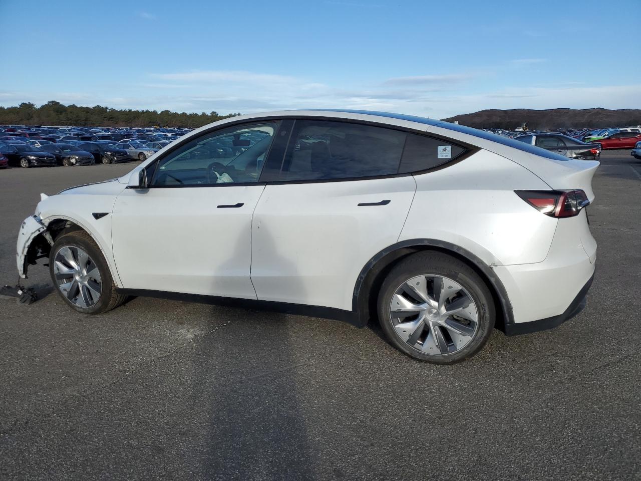 7SAYGDEE6PA125140 2023 TESLA MODEL Y - Image 2