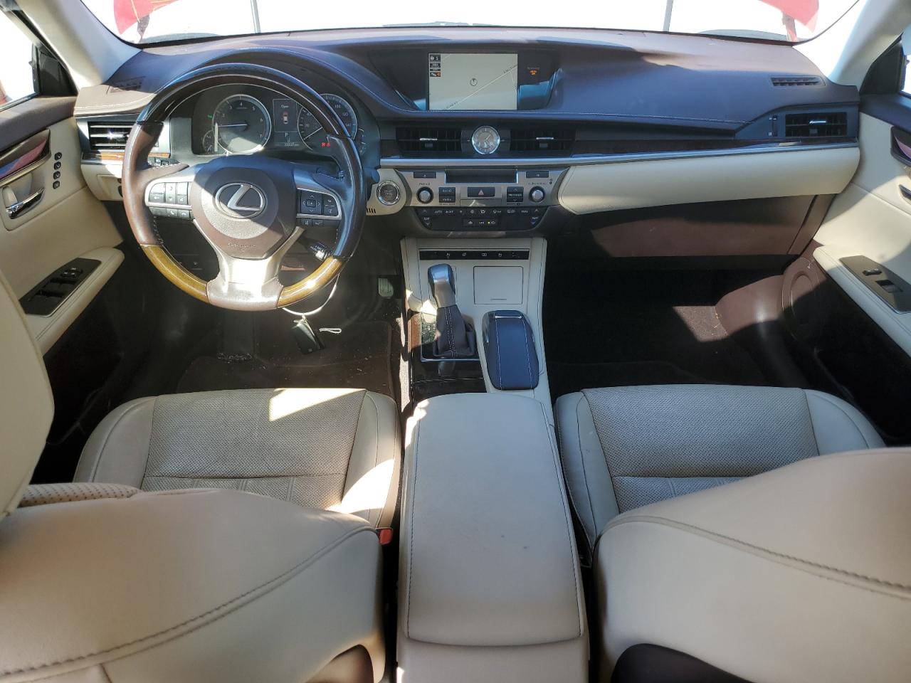 2017 Lexus ES - Image 8