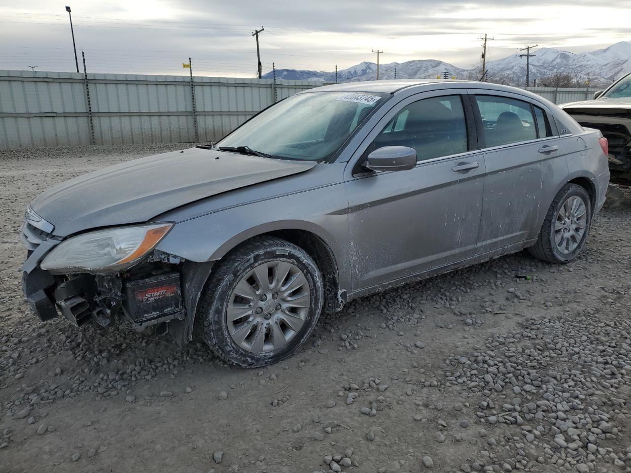 2014 Chrysler 200 Lx for Sale in Magna, UT - Front End