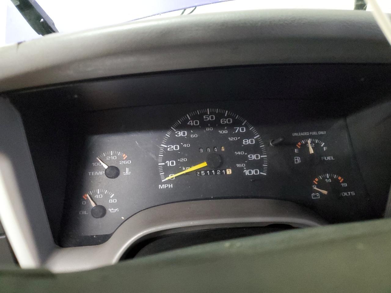 1996 Chevrolet S-10 Pickup - Image 9