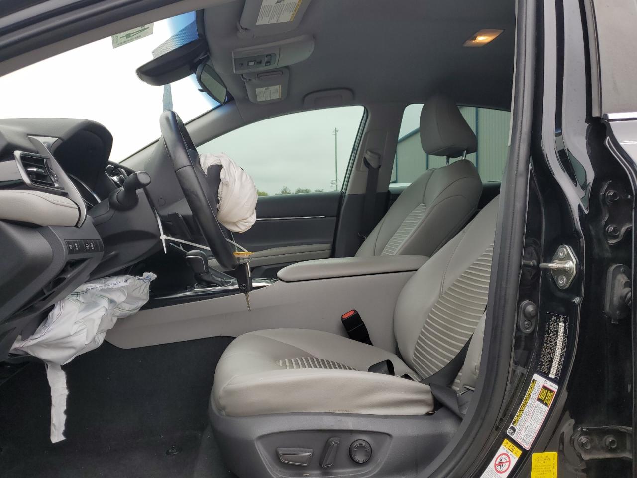 2019 Toyota Camry - Image 7