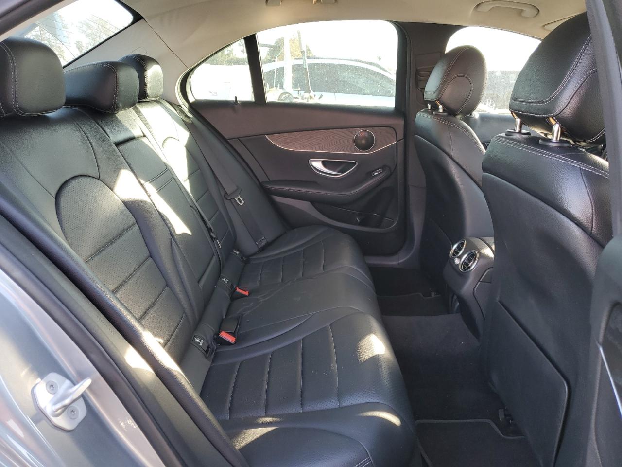 2016 Mercedes-Benz C-klasse - Image 10