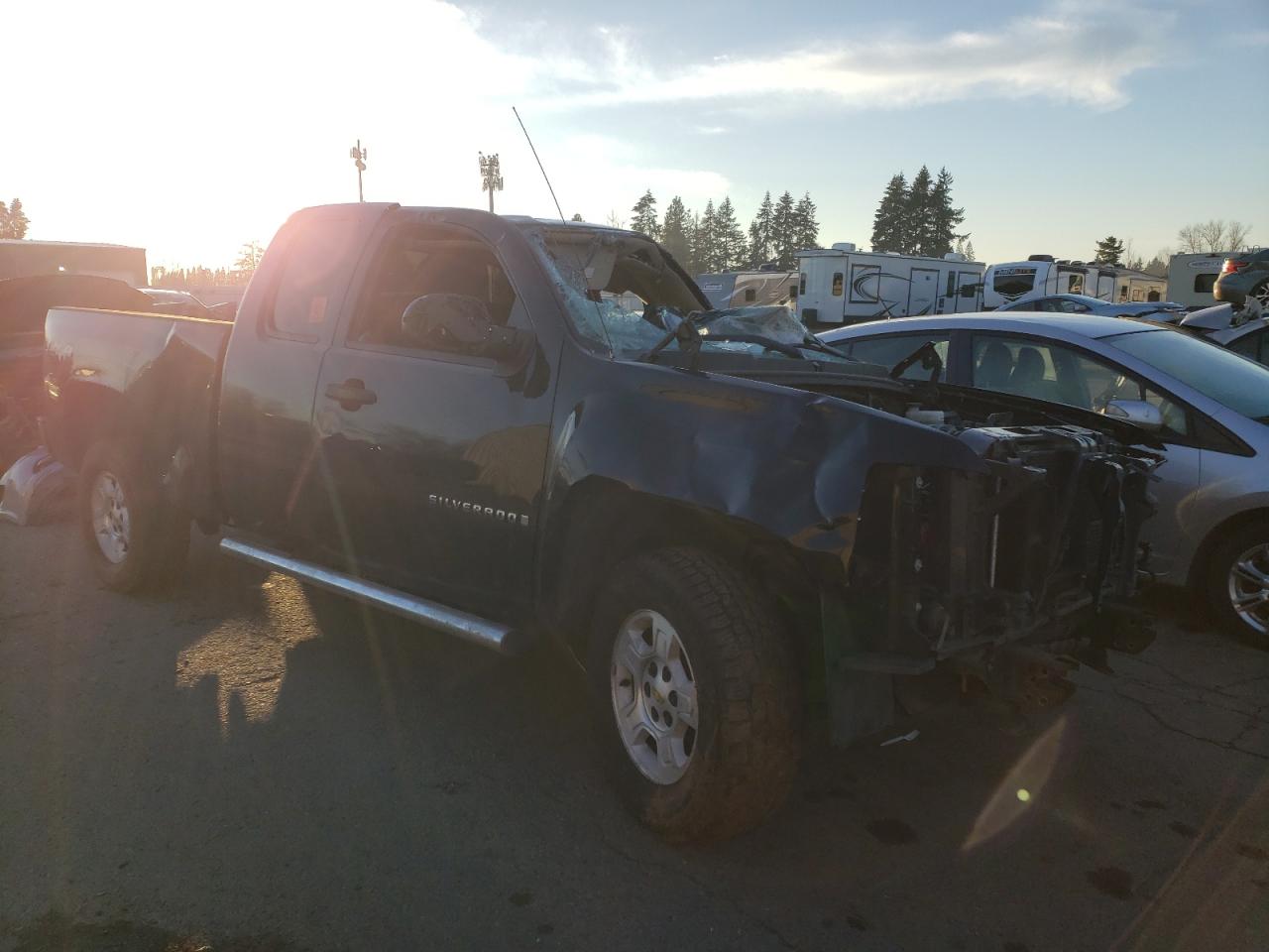 2009 Chevrolet Silverado - Image 4