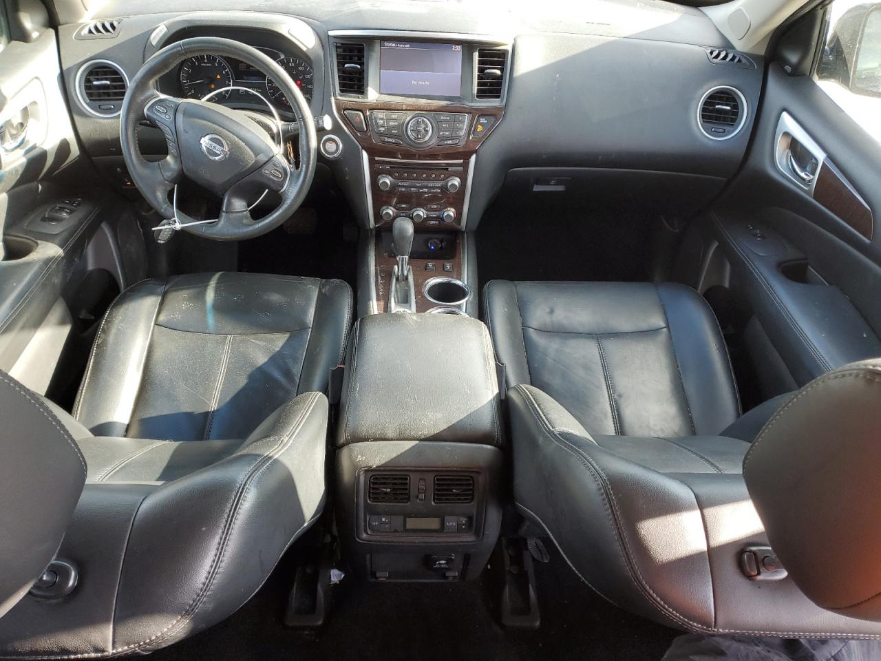 2015 Nissan Pathfinder - Image 8