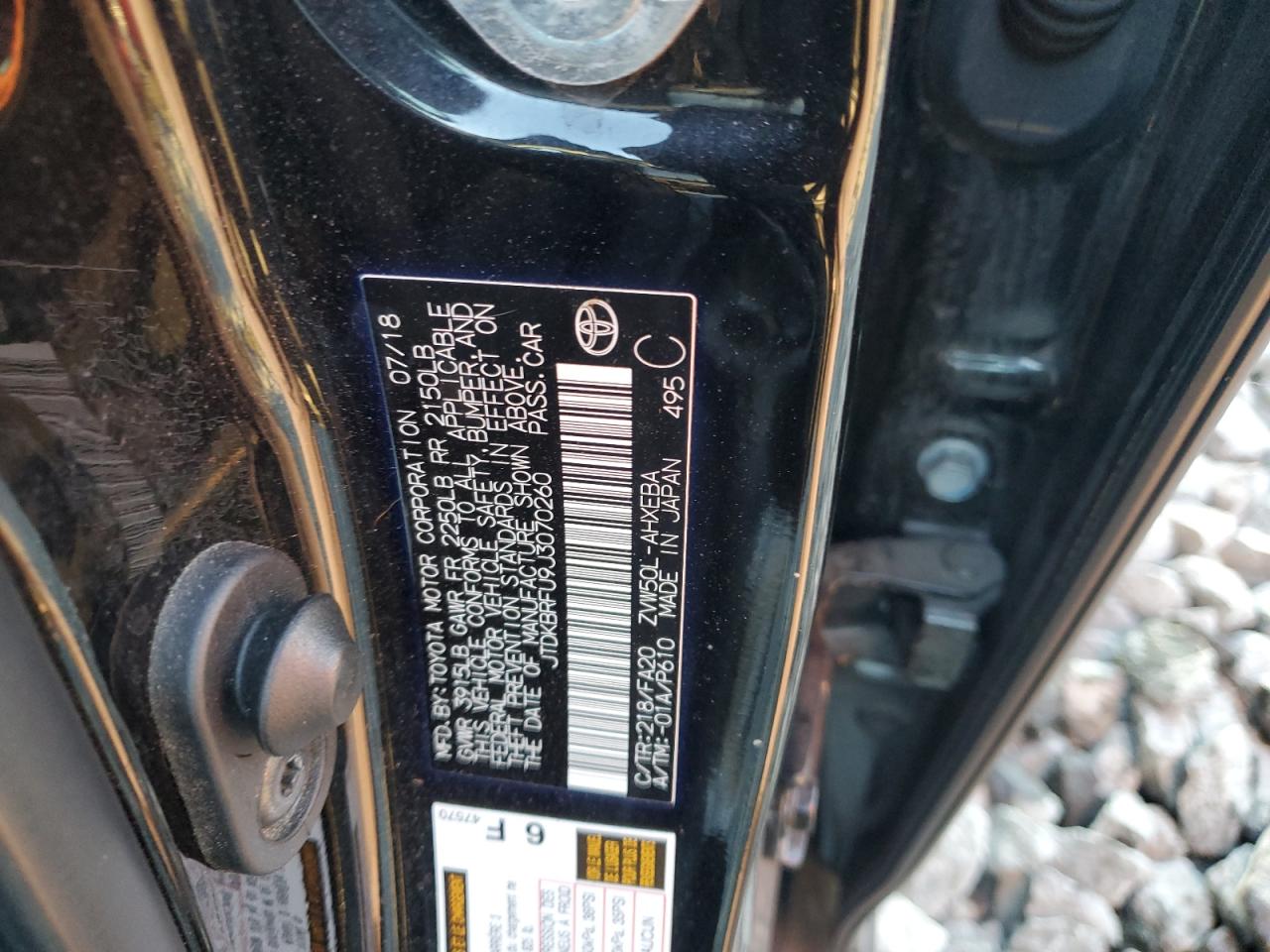 2018 Toyota Prius - Image 12