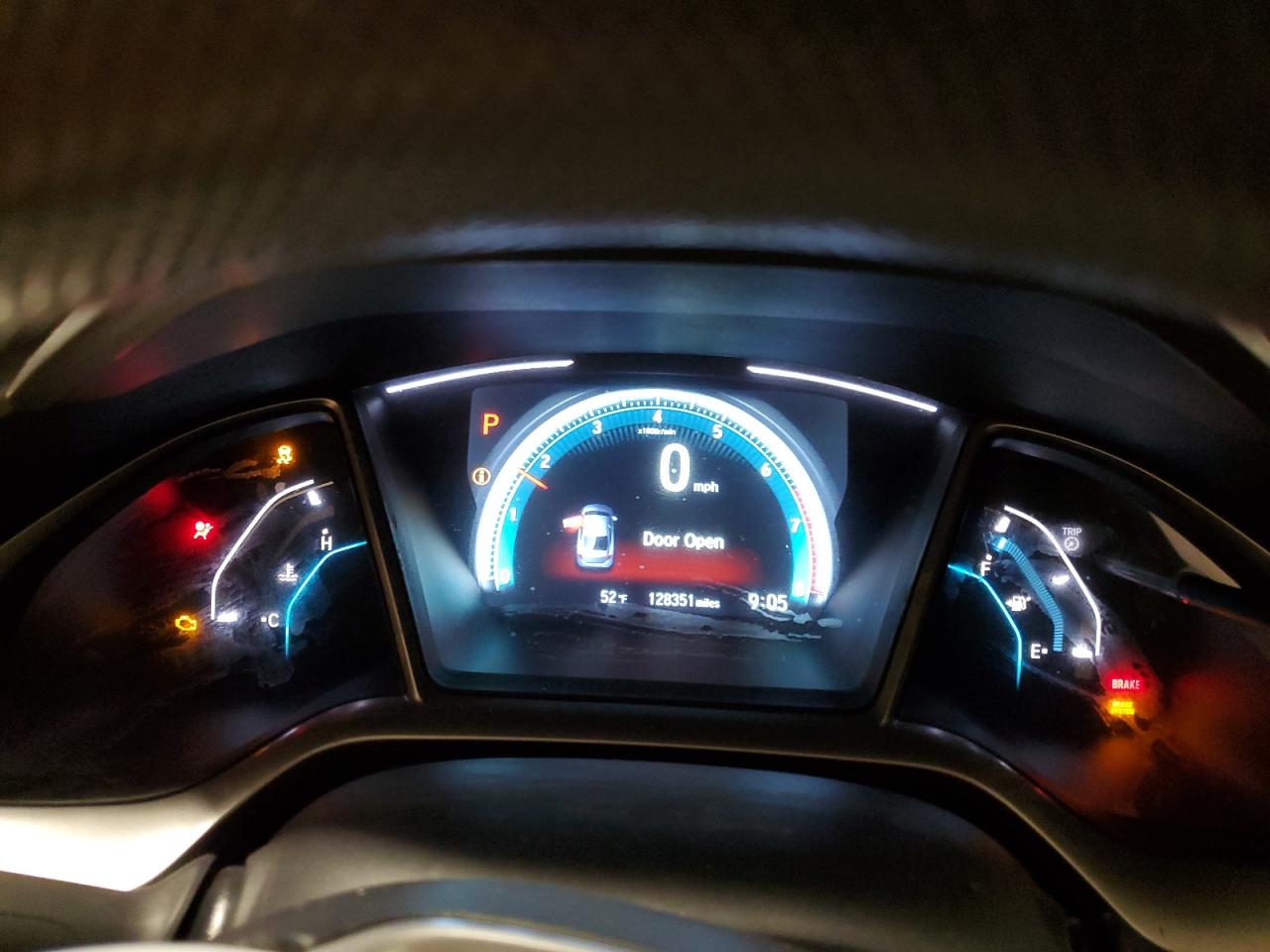 2017 Honda Civic - Image 9