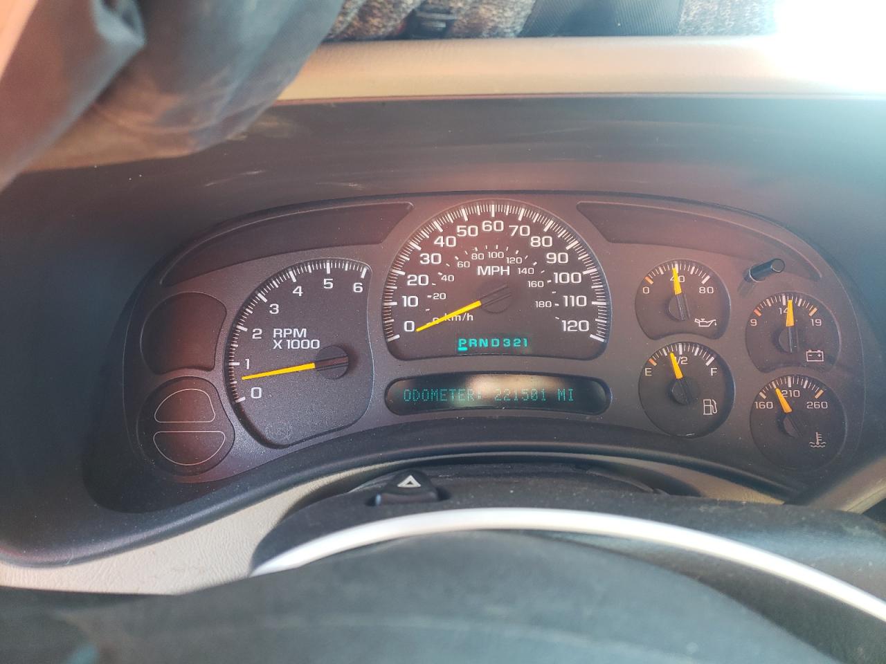 2004 Chevrolet Tahoe C1500 VIN: 1GNEC13Z74R148586 Lot: 87933485