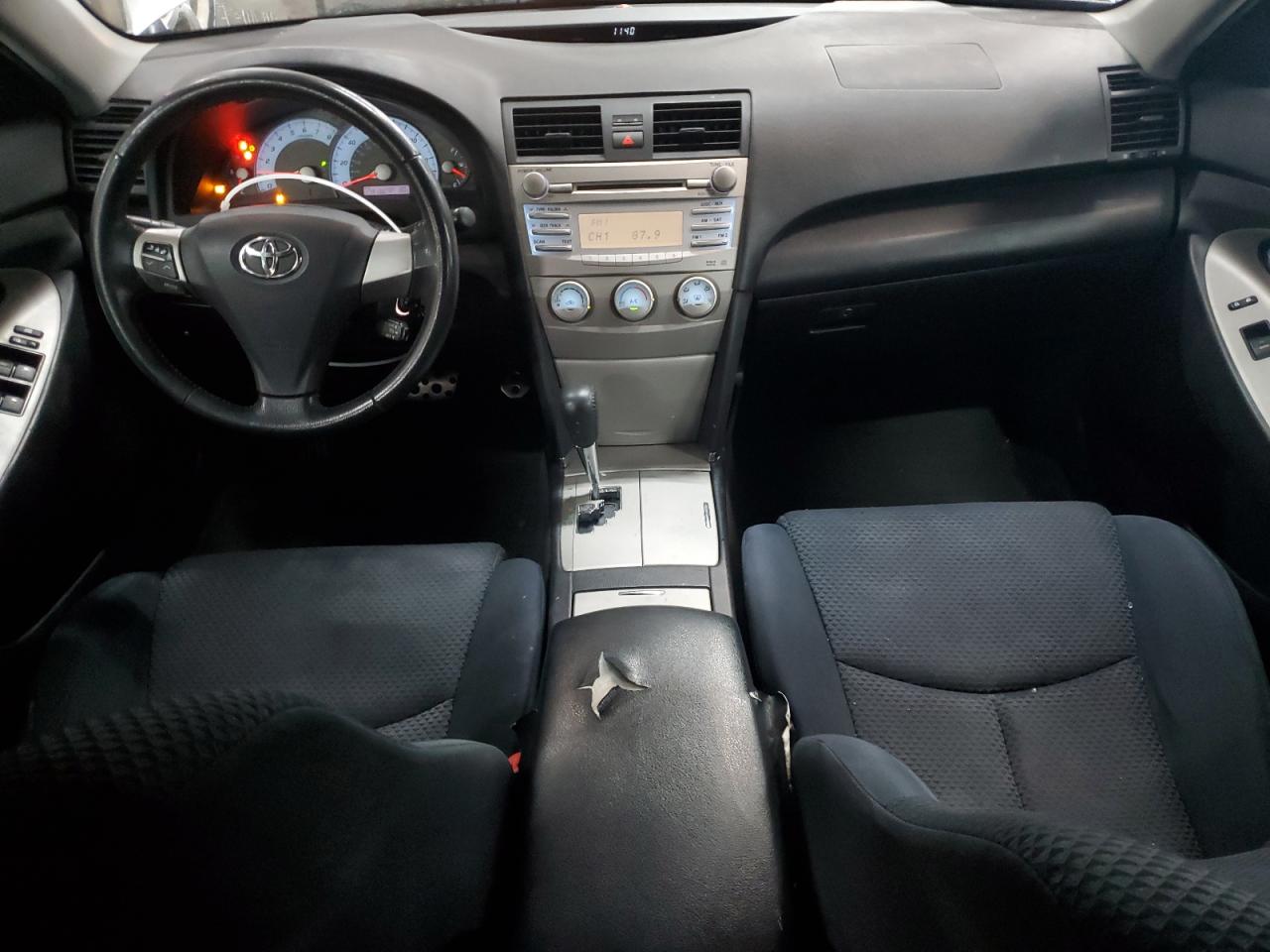 2010 Toyota Camry - Image 8