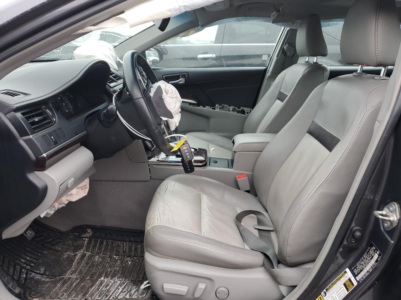 2013 Toyota Camry - Image 7