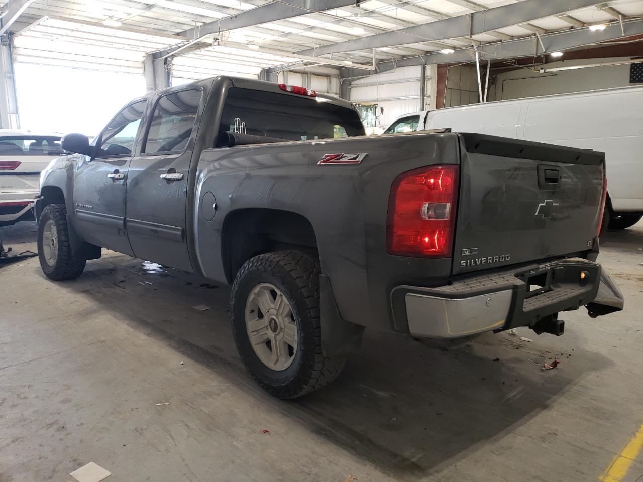 2011 Chevrolet Silverado - Image 2
