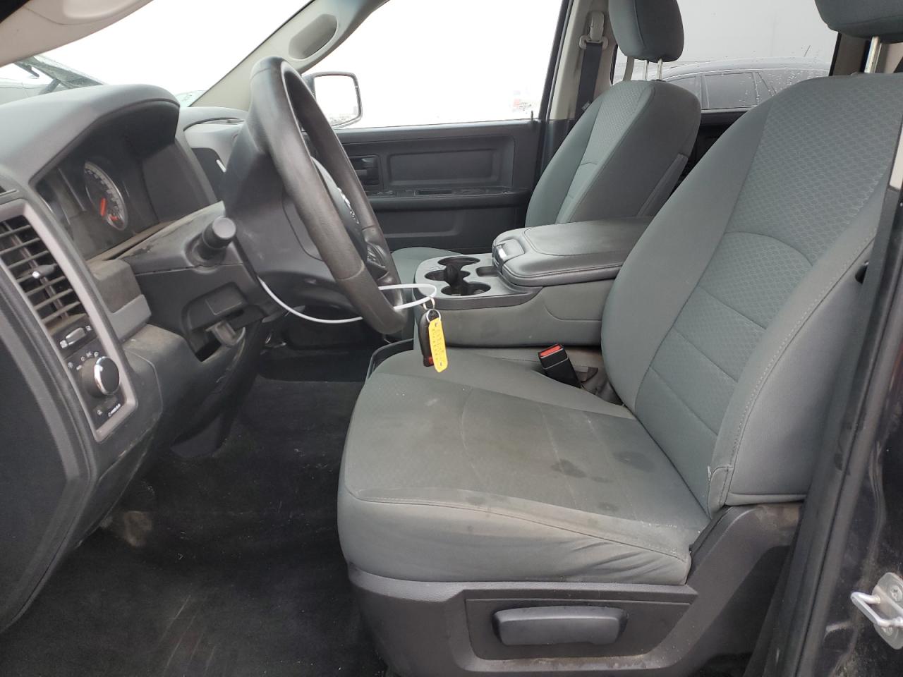 2016 RAM 1500 - Image 7