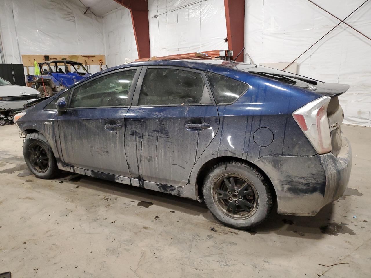 2015 Toyota Prius - Image 2