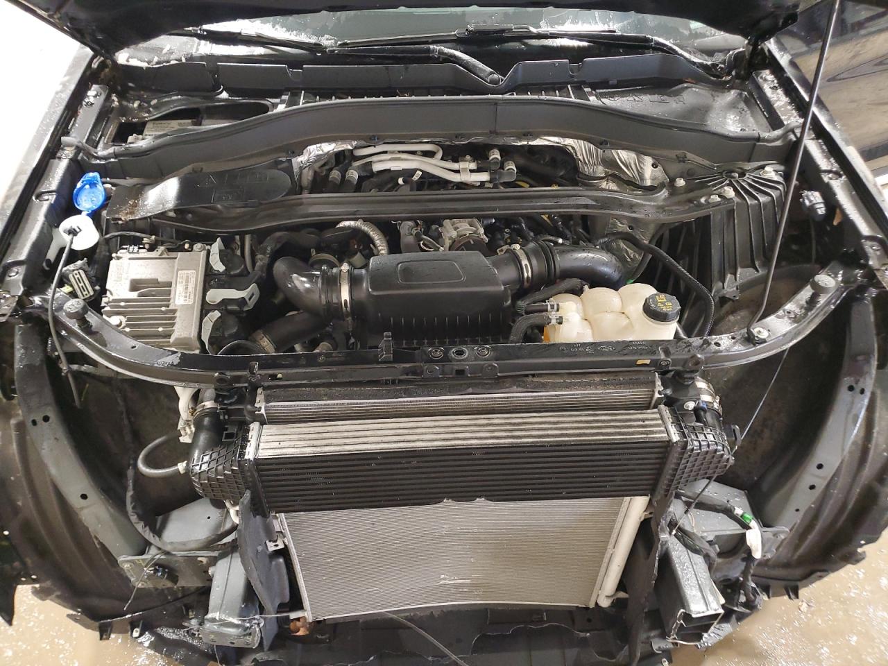 2020 Ford Explorer - Image 12