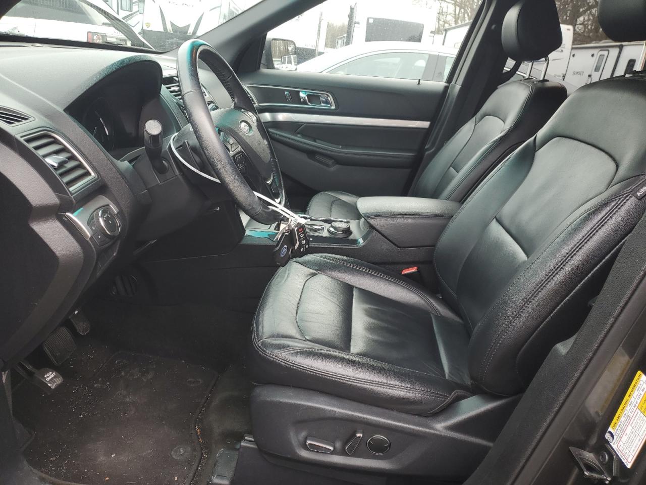 2016 Ford Explorer - Image 7