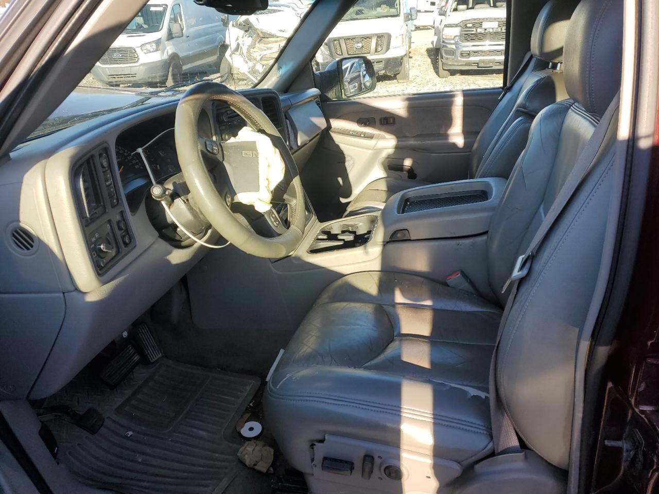 2003 GMC Sierra - Image 7