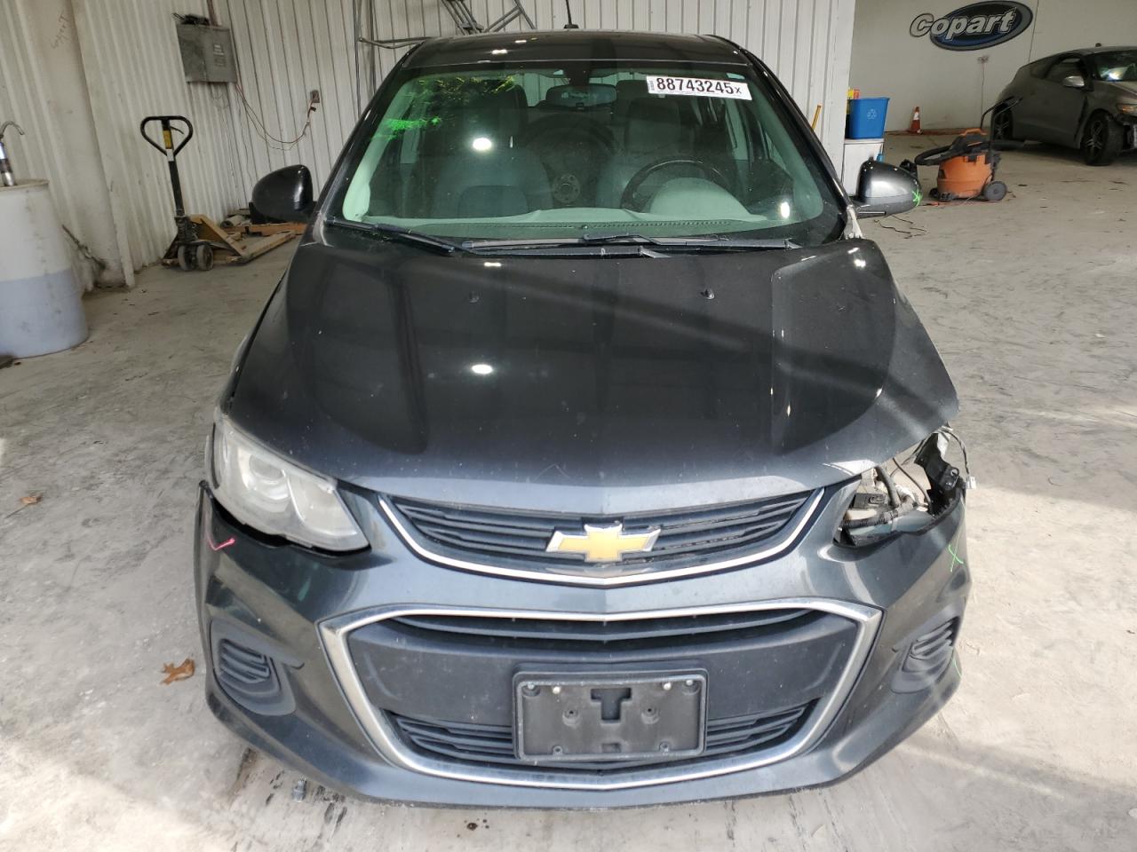 2017 Chevrolet Sonic - Image 5
