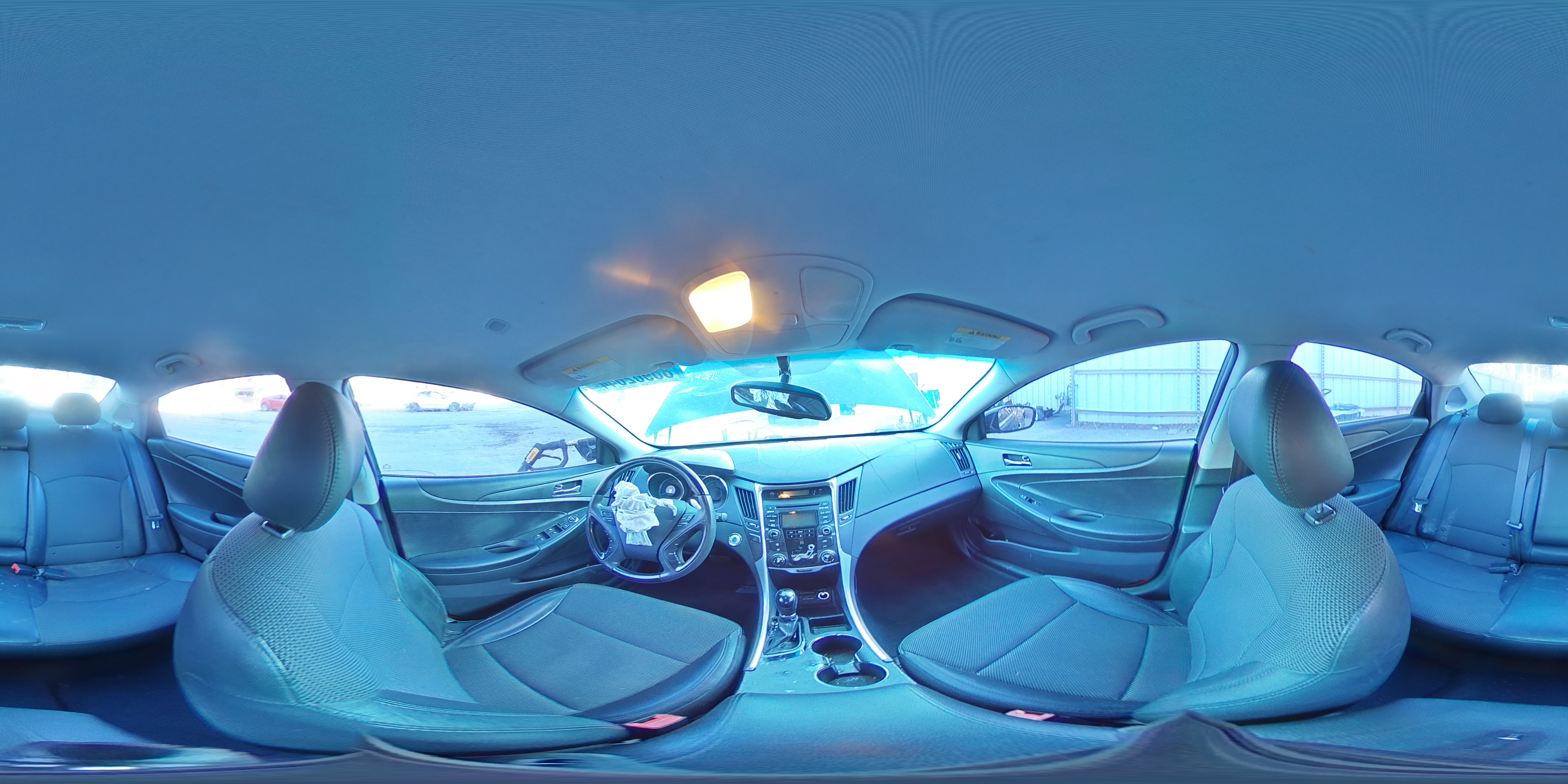 2012 Hyundai Sonata - Image 14