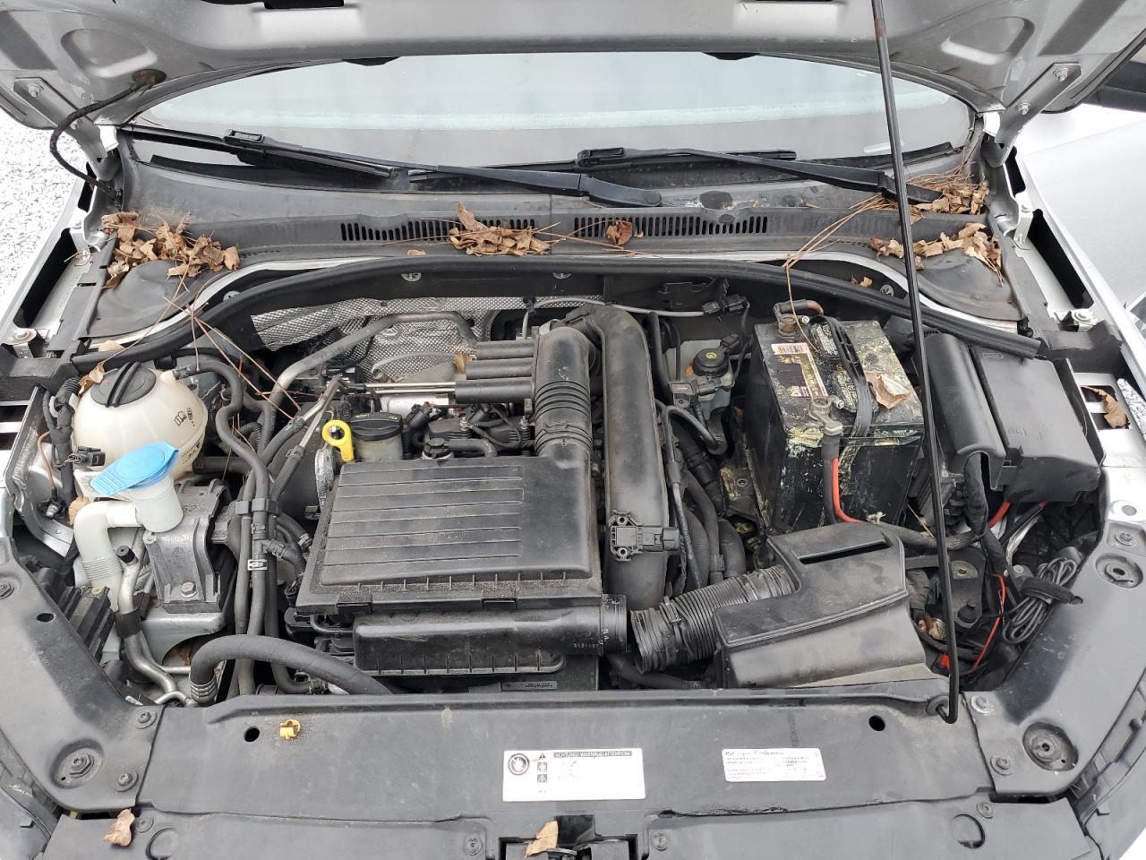 2016 Volkswagen Jetta - Image 11