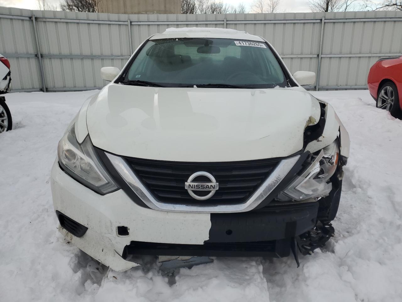 2017 Nissan Altima - Image 5