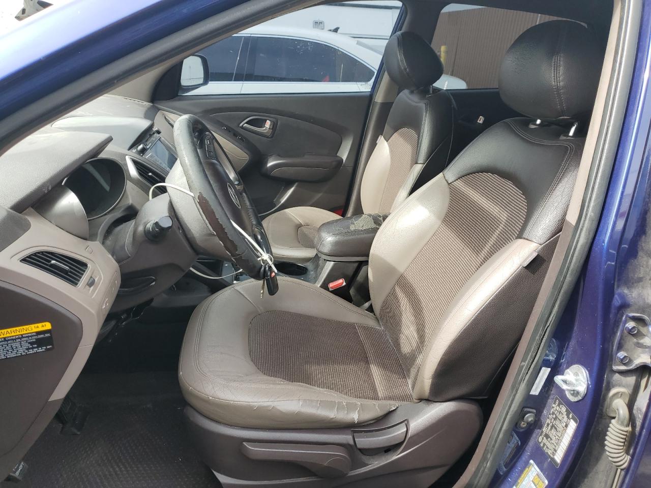 2010 Hyundai Tucson - Image 7