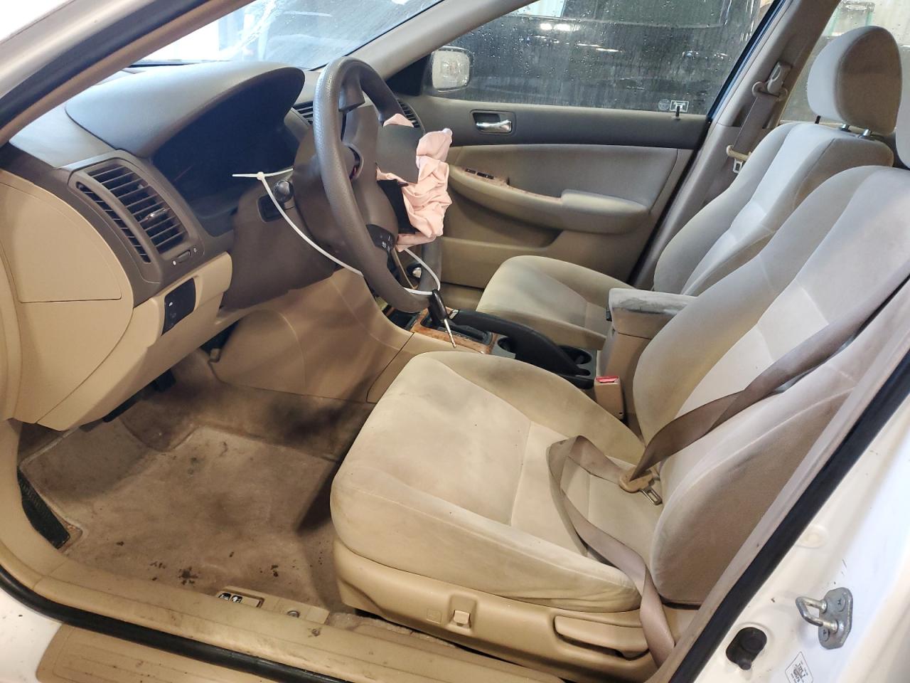 2005 Honda Accord - Image 7