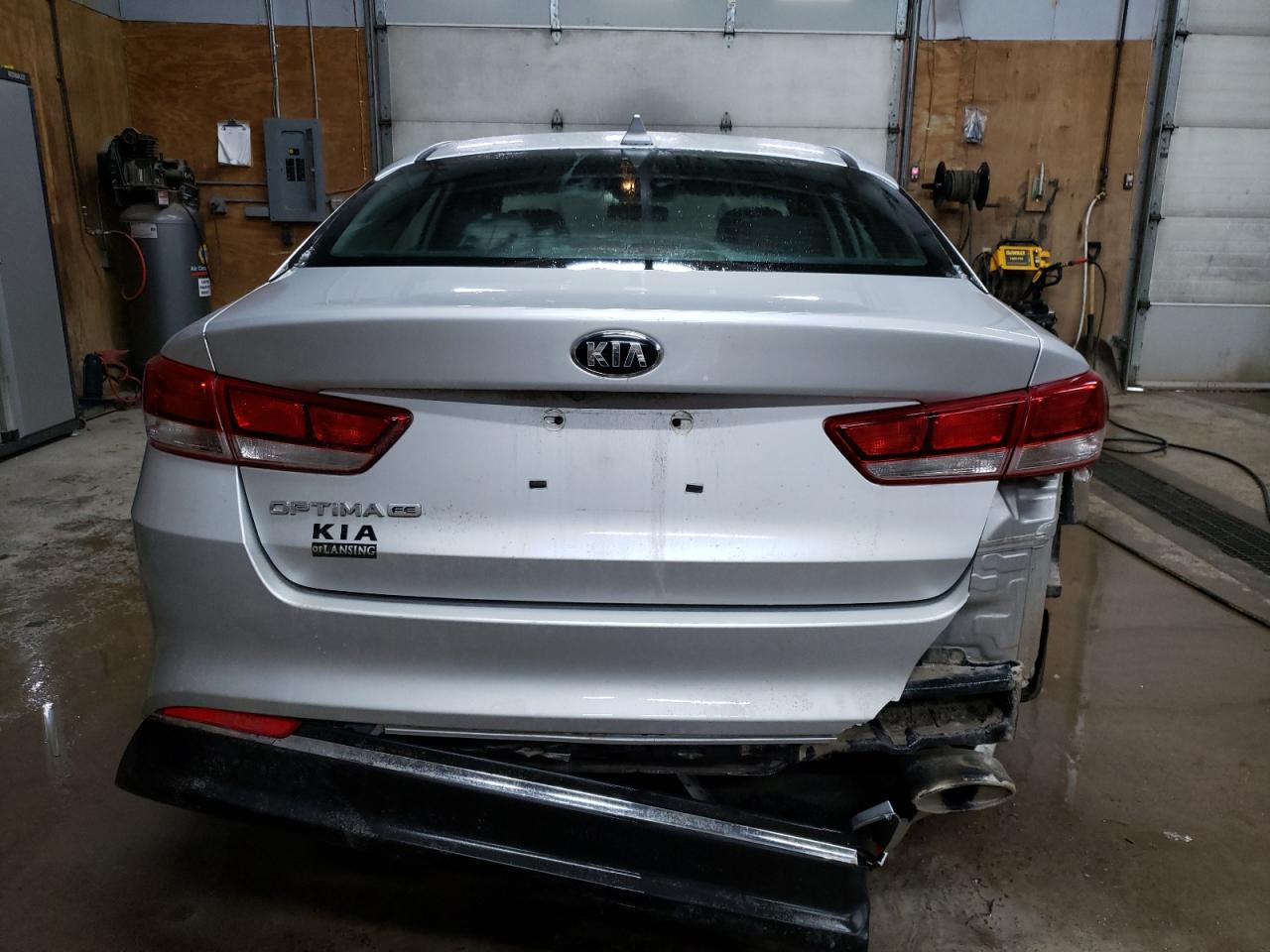 2017 Kia Optima - Image 6