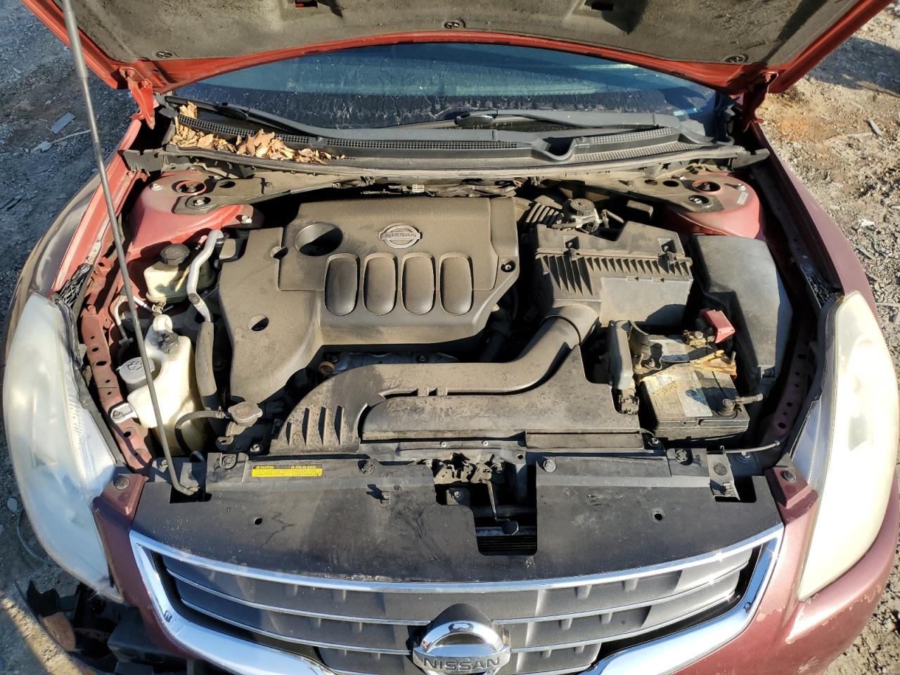 2010 Nissan Altima - Image 11