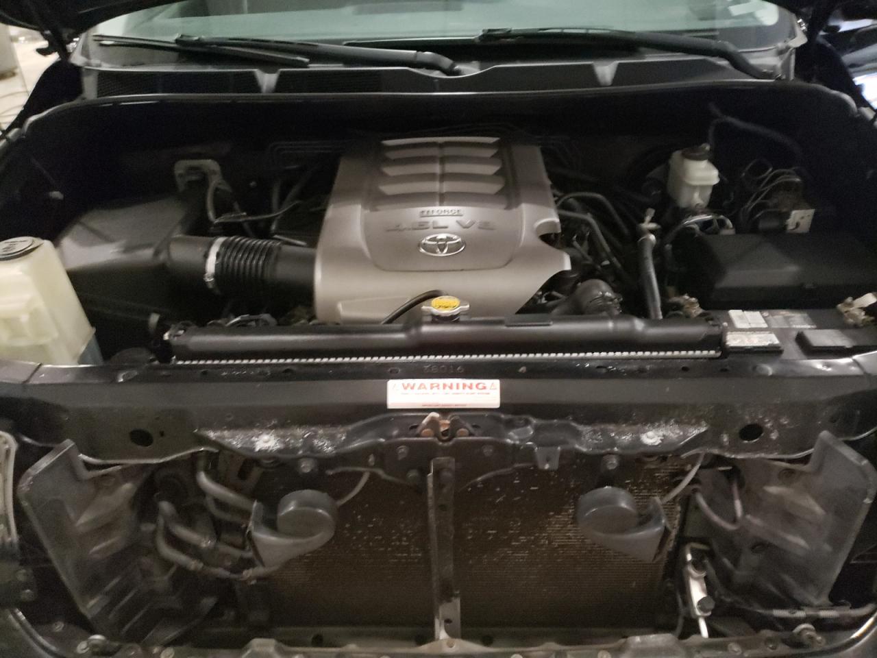 2010 Toyota Tundra - Image 11